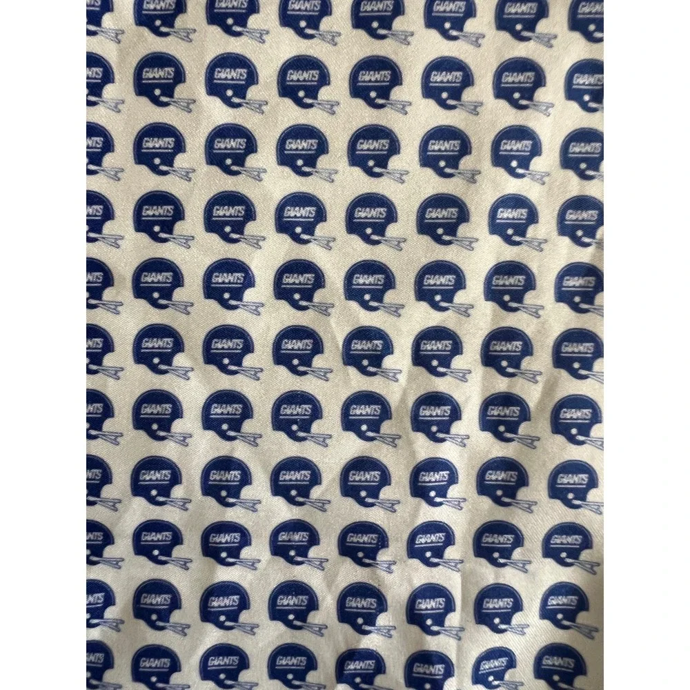 Vintage NFL New York Giants Scarf Blue Red White Helmet Print 22x22 Square